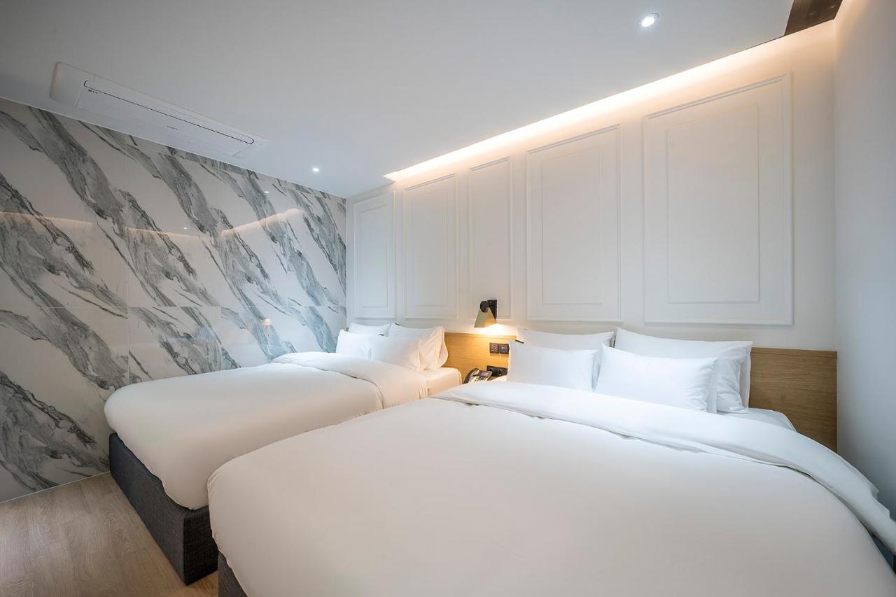 Brown Dot Hotel Pyeonghwa Plaza Mokpo Exterior photo